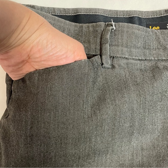 Lee Flex Motion Regular Fit Grey Trouser Pant Jeans Size 14 - Picture 10 of 10